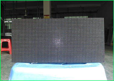 Aluguer conduzido Rgb antiofuscante da exposição, resistência de corrosão video conduzida 512 * 512mm da cortina P4