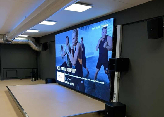 Do painel interno do diodo emissor de luz da tevê da exposição do discurso o passo fino claro do pixel conduziu exposições
