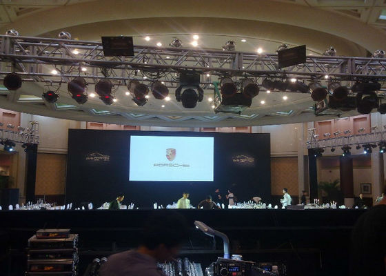 O RGB morre exposição conduzida HD da carcaça P2.5 interna para o fundo de fase, 2 anos de garantia